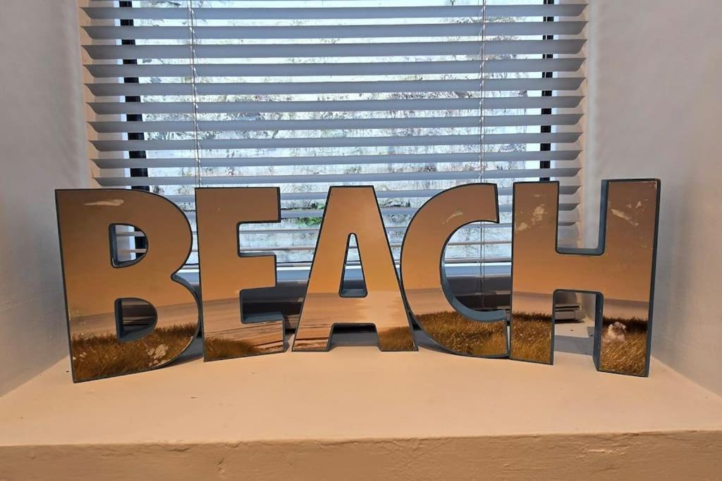 Welcome To The Beach House! Rhôs-on-Sea Eksteriør bilde
